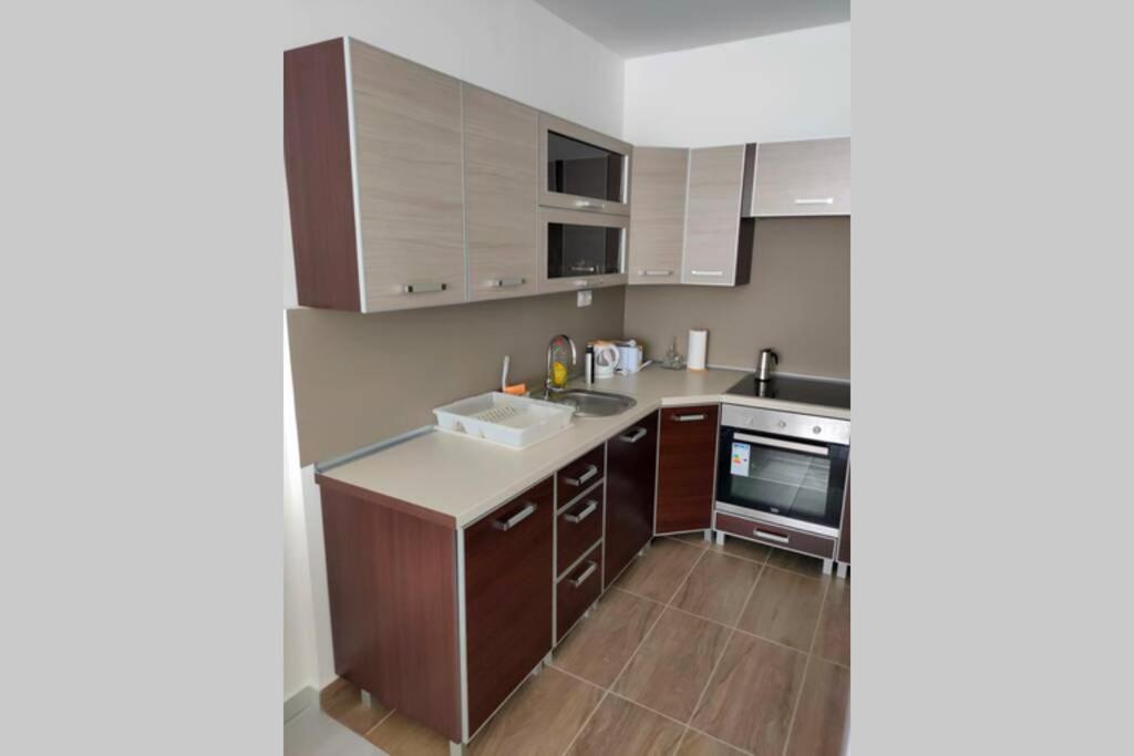 Plaza Apartman - City Center, Free Parking, Free Wifi Debrecen Luaran gambar